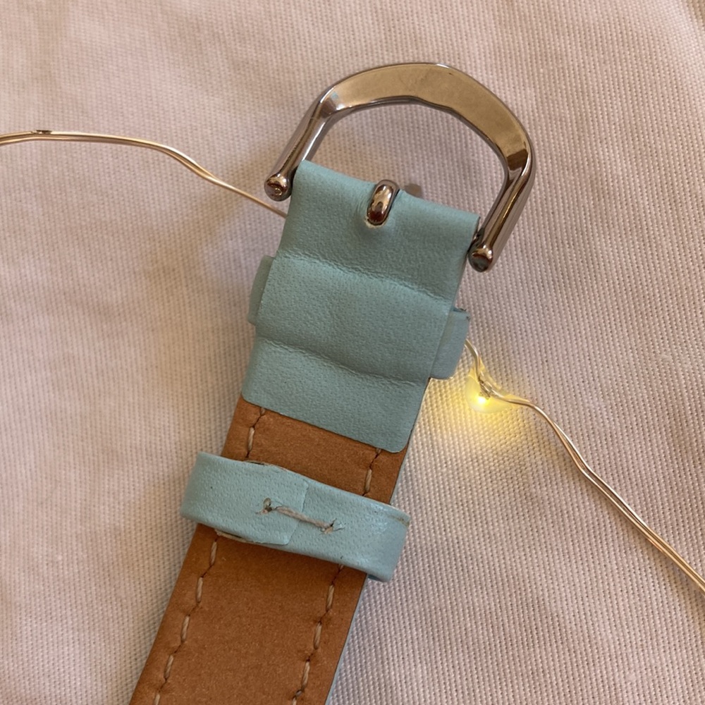 ❄️FROZEN Elsa Watch❄️ - Picture 8 of 10